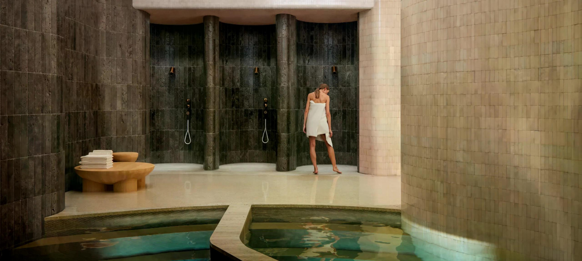 Spa hydrotherapy pools